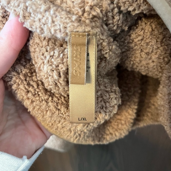 SKIMS Teddy Lounge Set - Picture 7 of 10